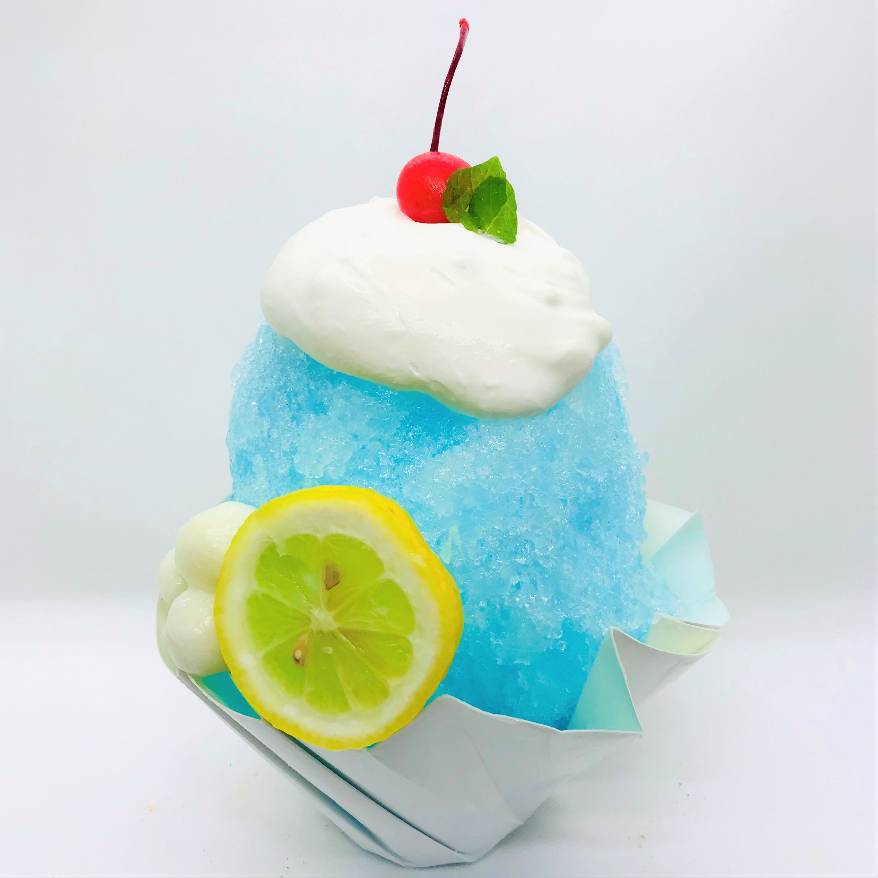 鞆の浦の海と夏空をイメージした青色のかき氷「瀬戸内レモネード」が夏季限定で販売開始のサブ画像1