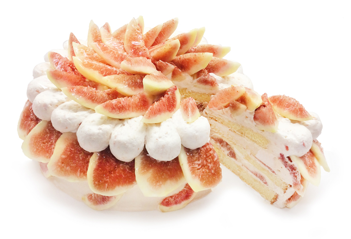 カフェコムサは毎月22日がショートケーキの日！8月はぷちぷち食感のいちじくを使用したケーキが登場のサブ画像1_いちじくとアップルティークリームのショートケーキ