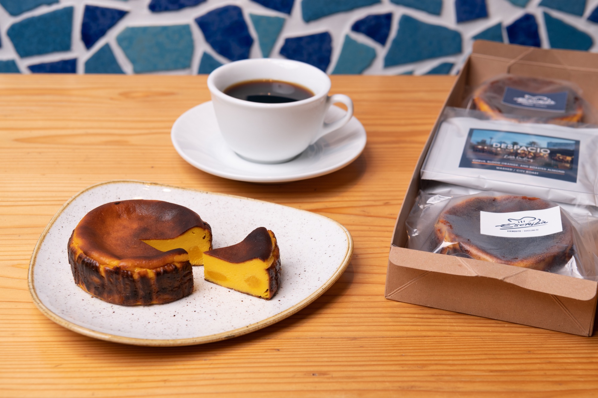「XIRINGUITO Escribà」から秋の新作「パンプキンバスク風チーズケーキ」をオンラインショップ限定で9月22日(水)より販売決定。のサブ画像2_コーヒーギフトセット