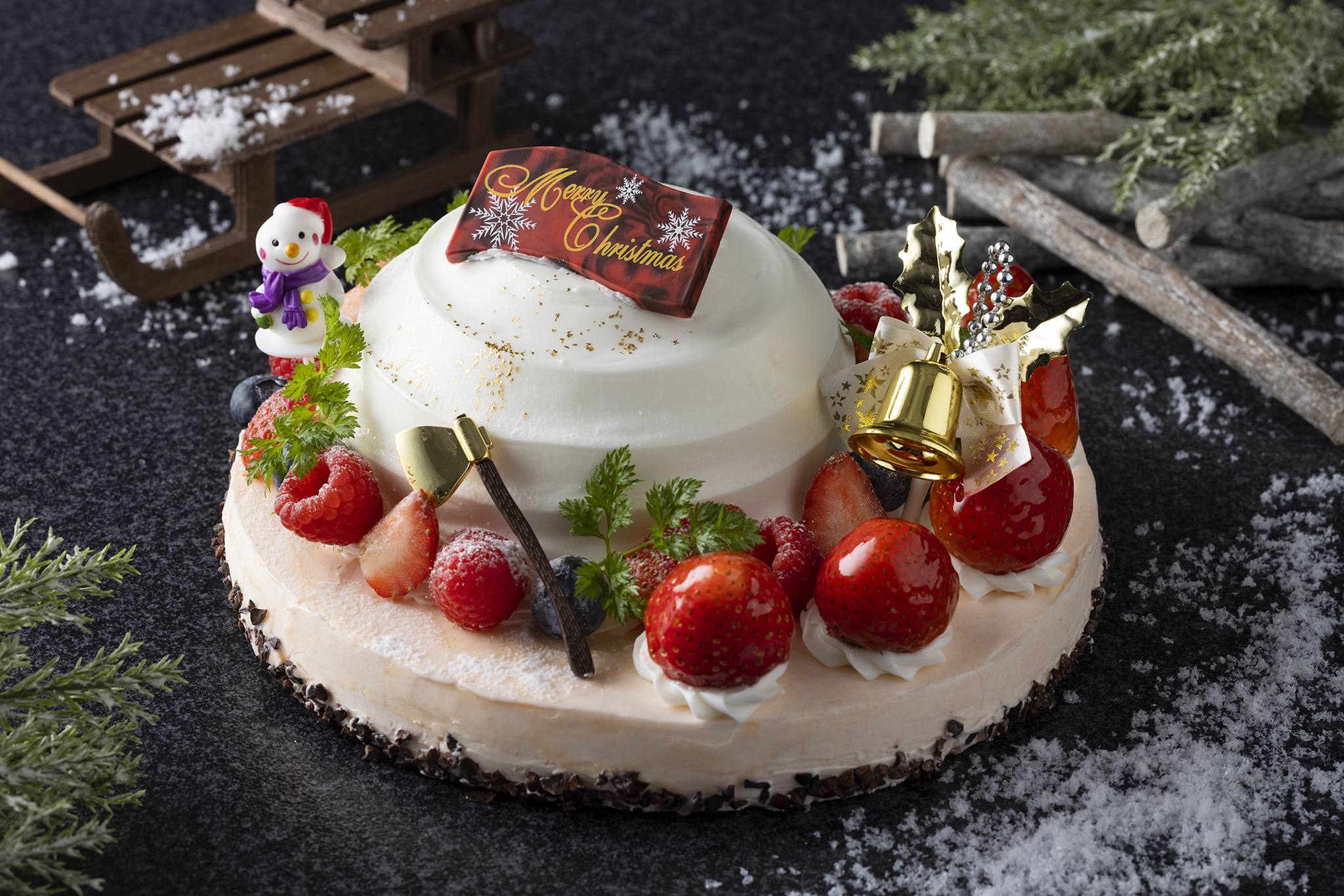 東京ドームホテルのクリスマスケーキ2021～楽しさがつまったシェアするケーキBOX～のサブ画像4_クリスマスドーム フレジェ