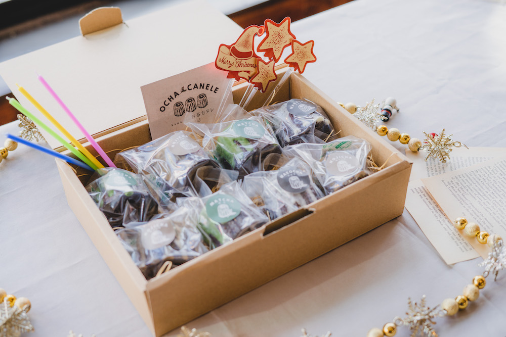 【今年のおうちクリスマスは“カヌレツリー”をつくろう】人気のお取り寄せスイーツ「kawaraのお茶カヌレ」のホリデーシーズン限定デコレーション用セットが販売スタートのサブ画像3
