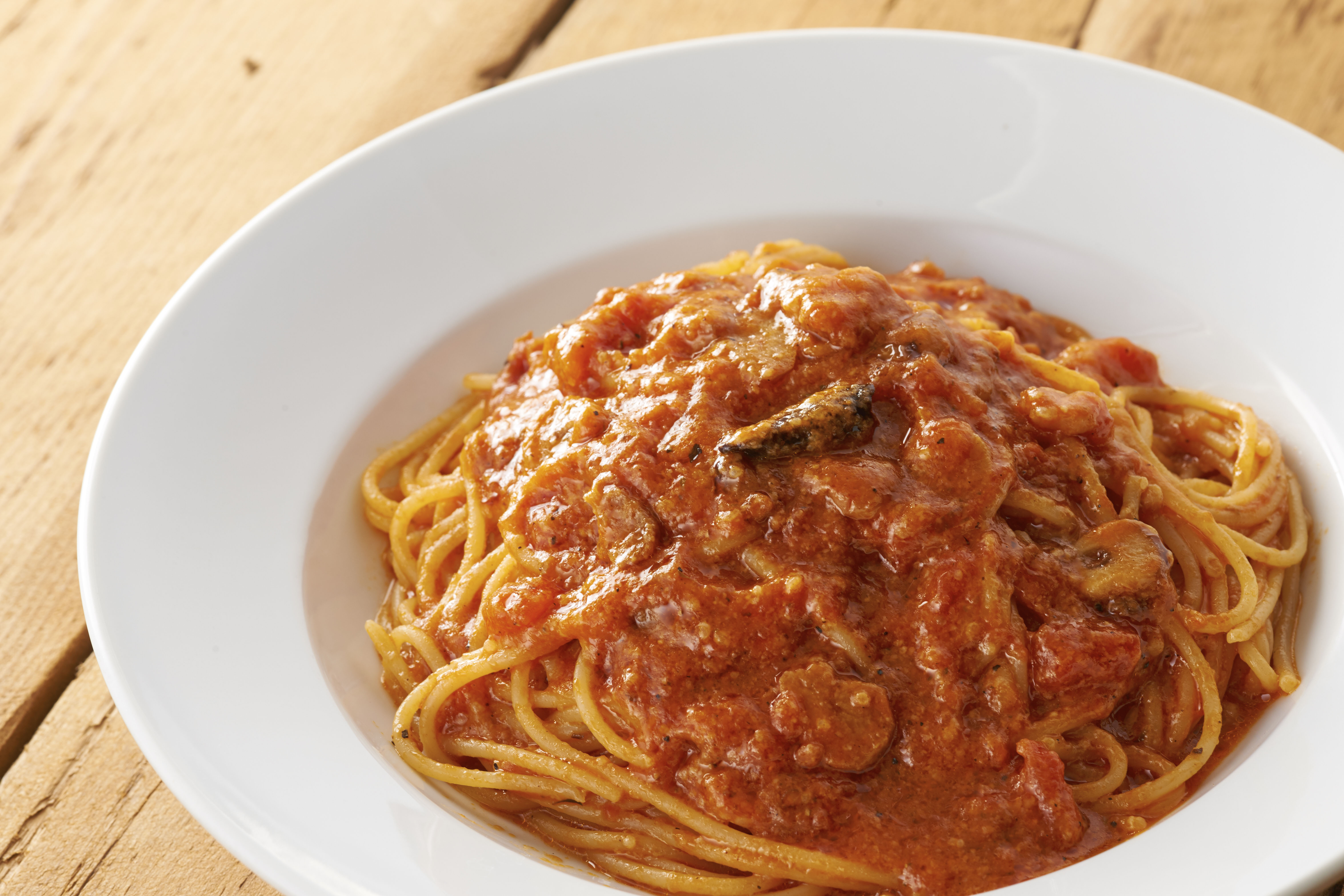 カジュアルイタリアンレストラン「カプリチョーザ」『いちごフェア』のサブ画像5_トマトとニンニクのスパゲティ