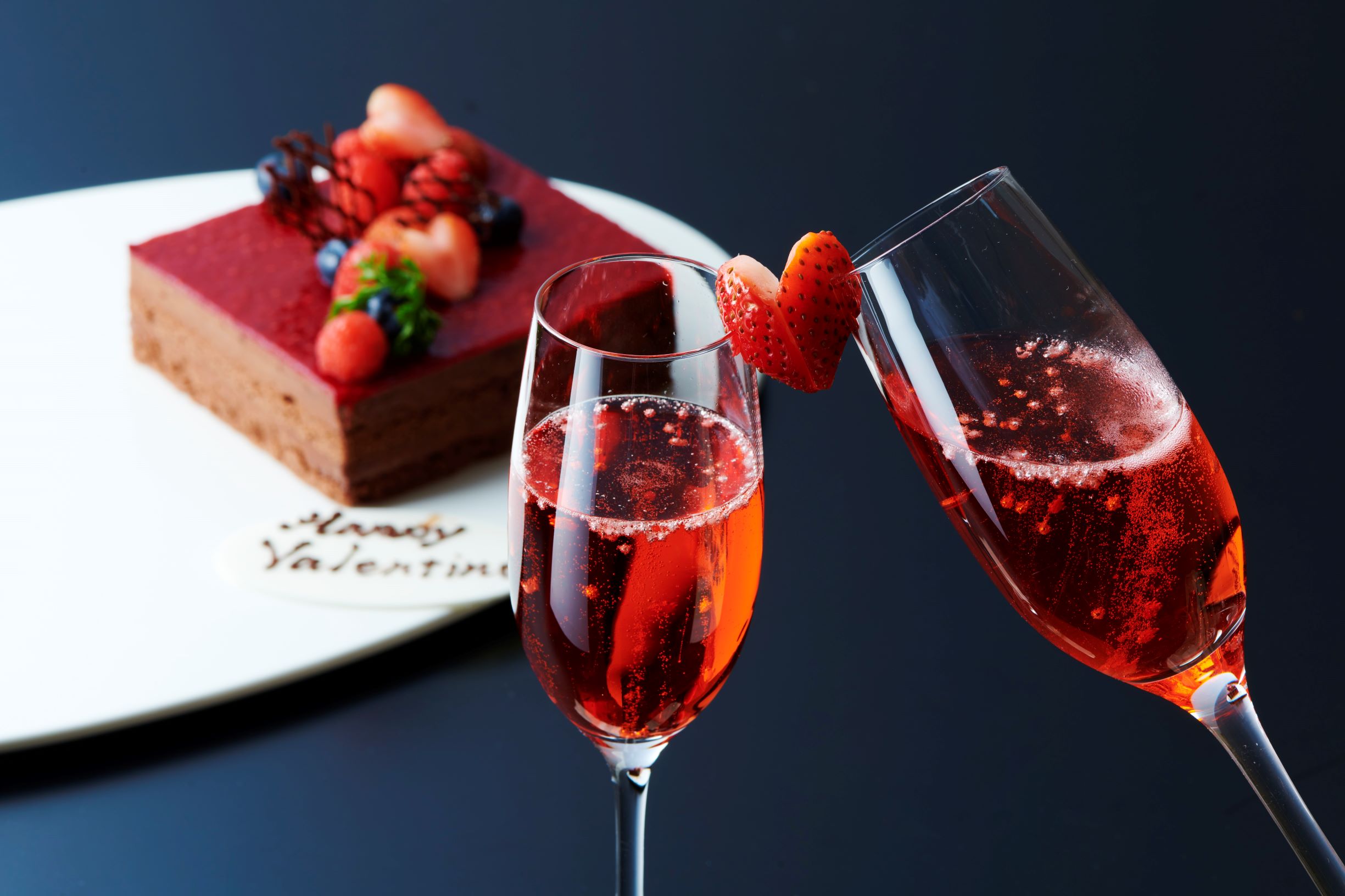 【横浜ロイヤルパークホテル】バレンタインフェアのサブ画像2_特別ケーキとオリジナルシャンパンカクテルが付いたバレンタインディナー