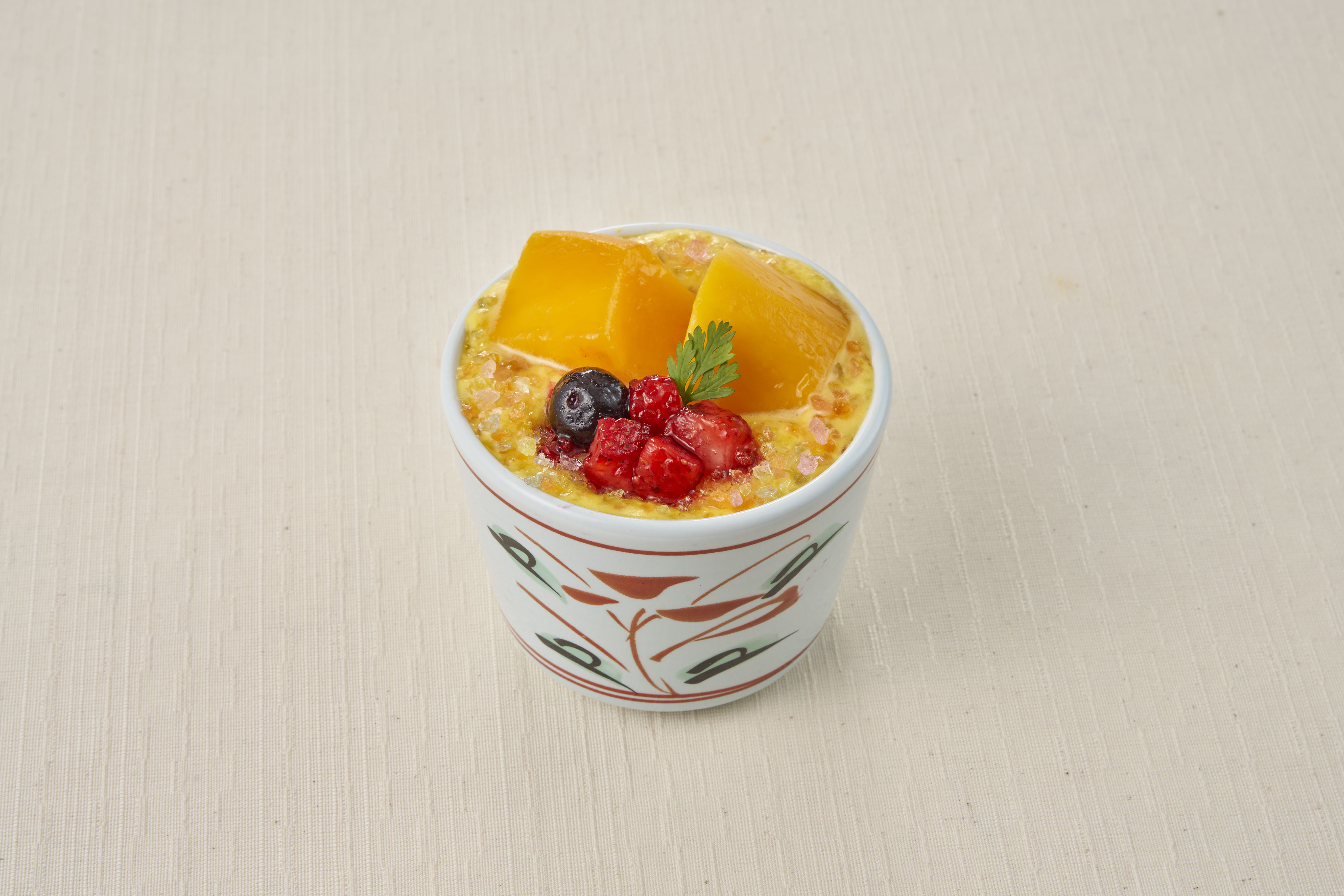 和食さと  『完熟アップルマンゴー』を使った旬のデザートメニューが登場!!のサブ画像5_マンゴードルチェ　４３８円