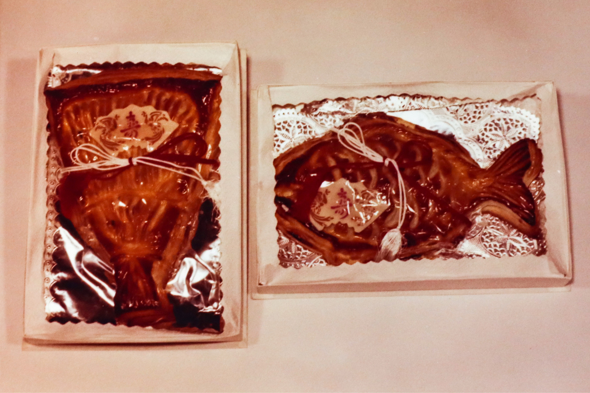 【日本ギフト大賞2023　京都賞受賞】京都洋菓子の老舗　バイカルの「アップルパイ」のサブ画像4_末広と祝鯛のアップルパイ（1960年代）