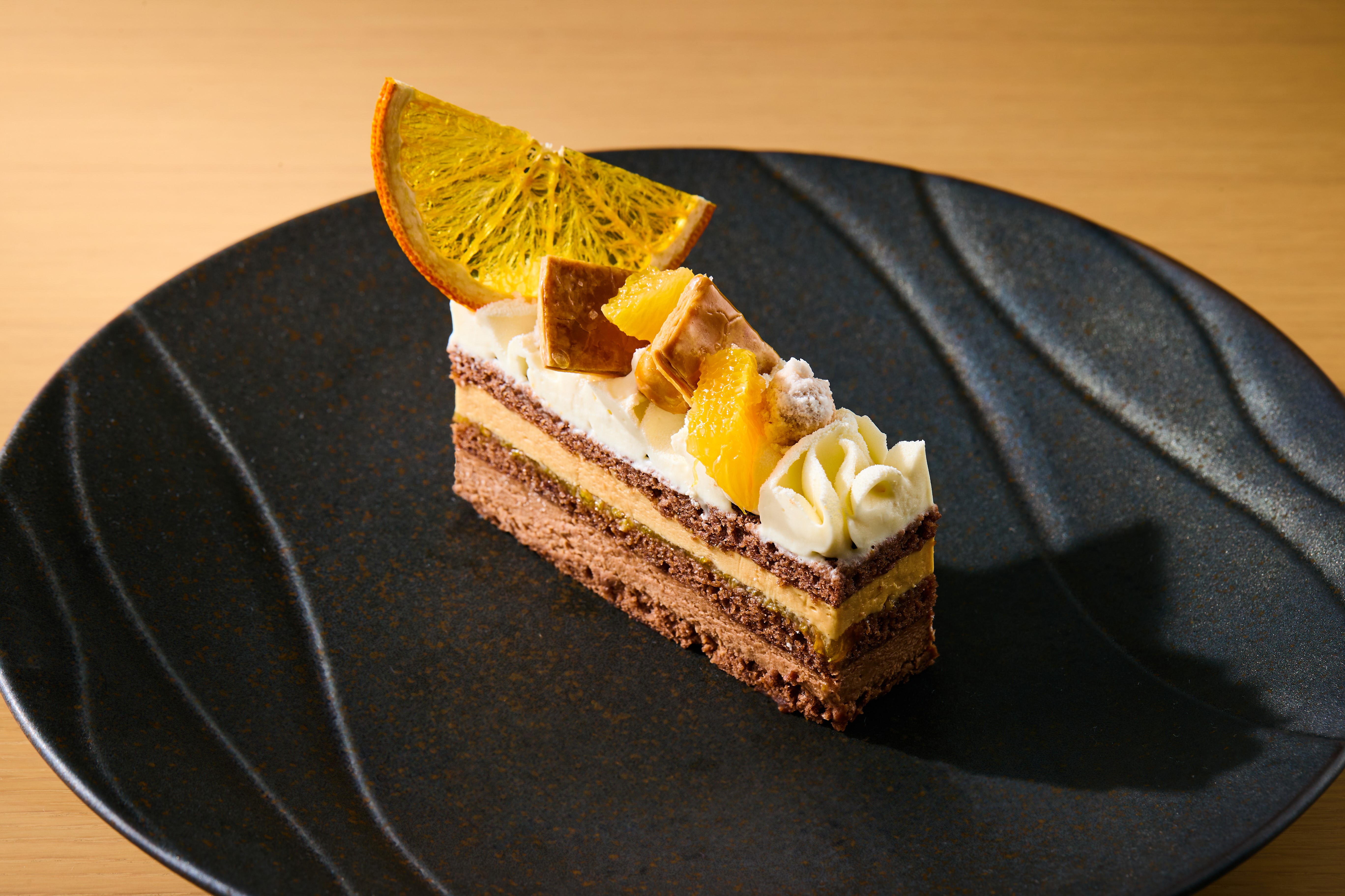 暑い夏に爽やかな味覚を添える3種のケーキが新登場のサブ画像3_オランジュノワゼット