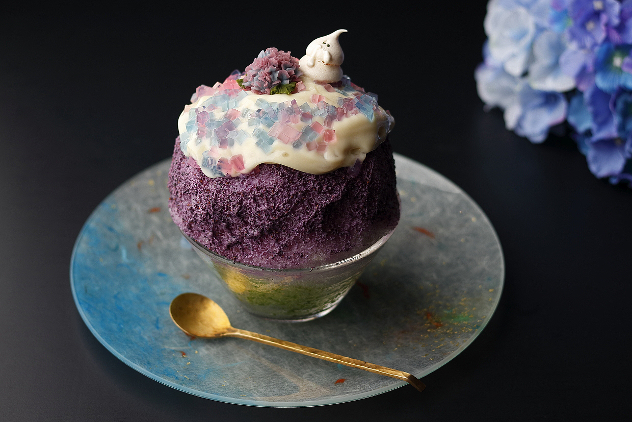 梅雨の季節に楽しみたい、食べる紫陽花。かき氷『紫陽花氷』を6月8日～19日期間限定で販売。のサブ画像1