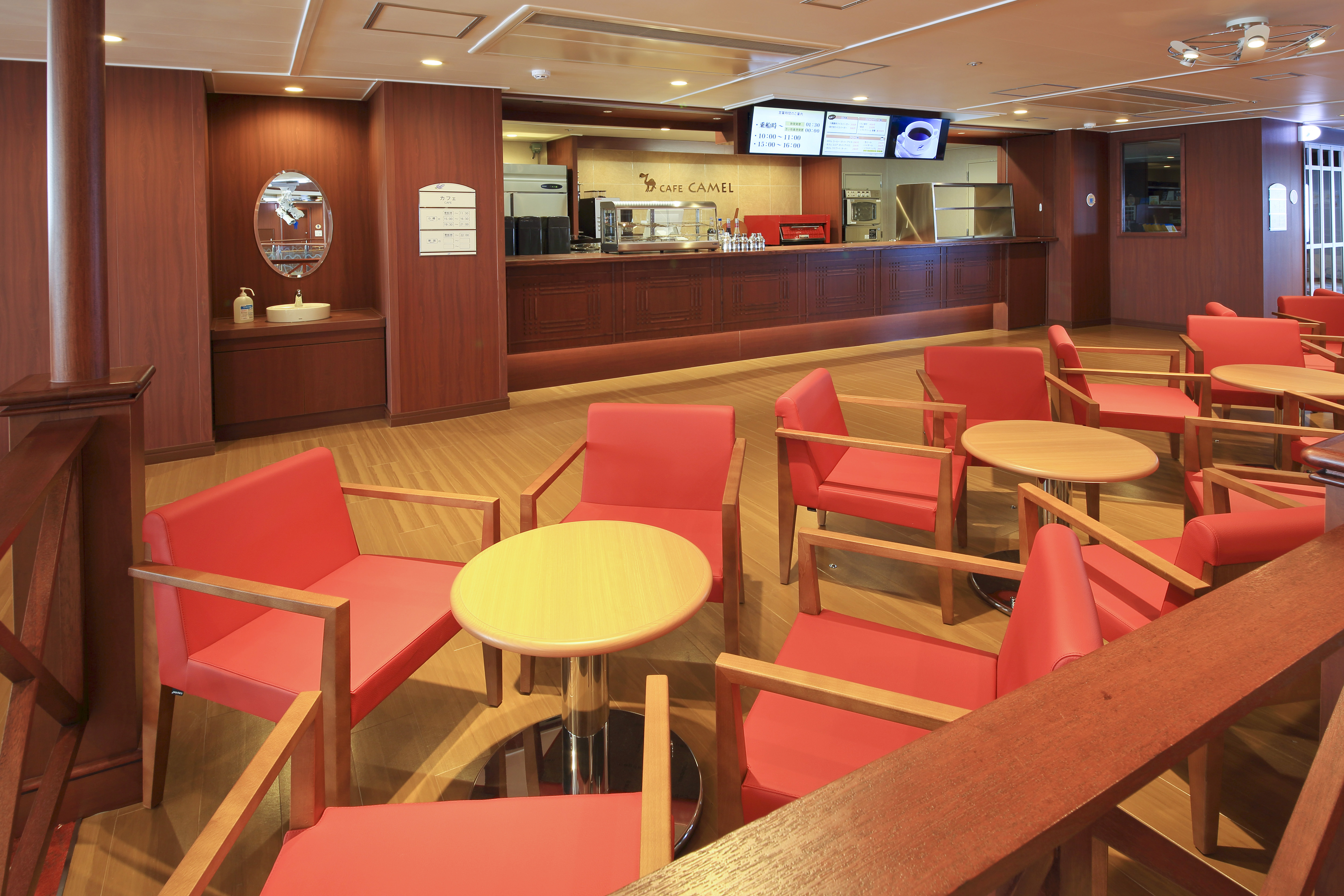 【新日本海フェリー】船内カフェにて船旅ティータイムにぴったり♪ホテルメイドの焼き菓子販売スタート！のサブ画像3_らべんだあカフェ