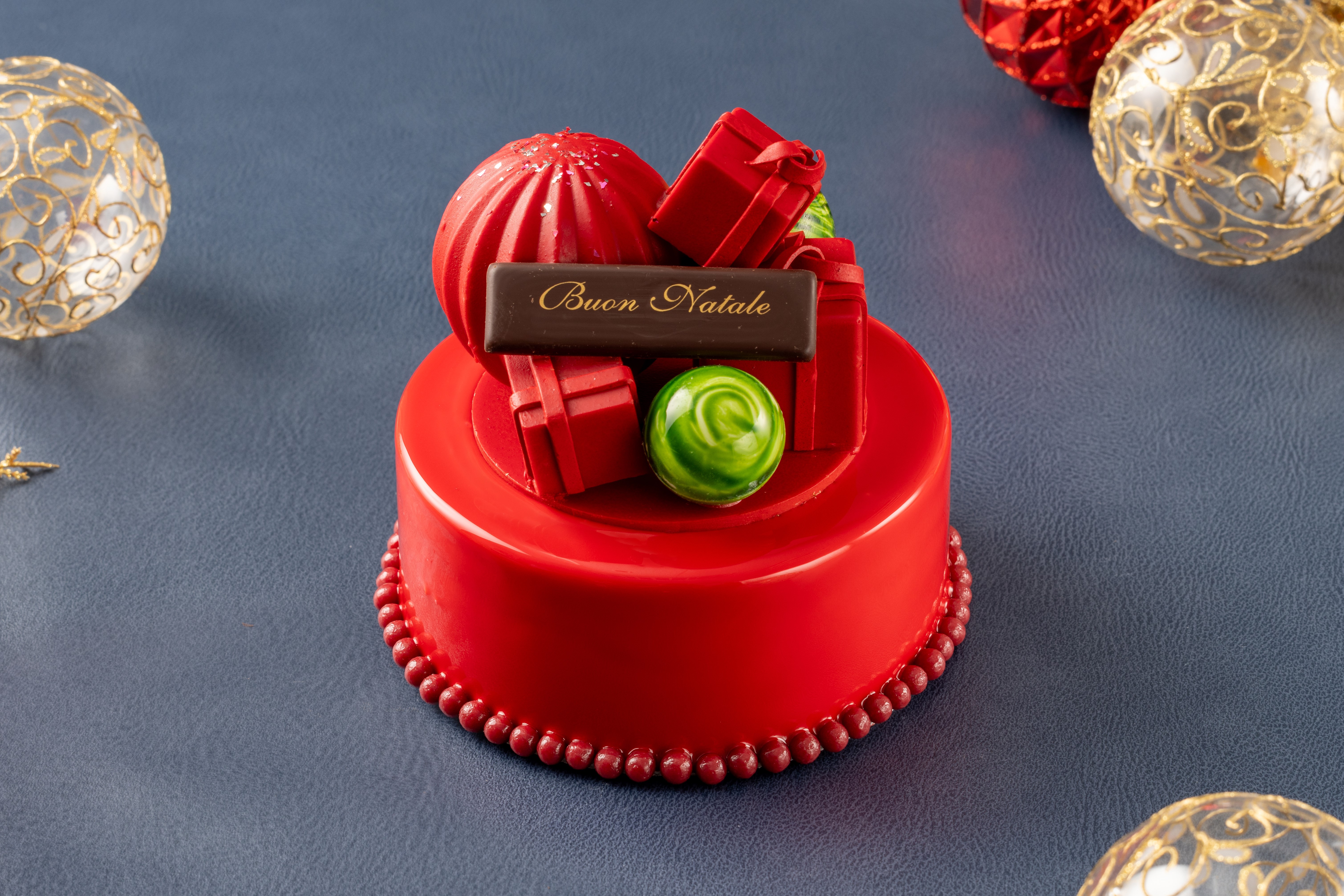 ホリデーテーマ“Grand Love（大きな愛）“を表現したハート型のチョコレートケーキ、 赤と緑のクリスマスカラーケーキなど8種類のクリスマスケーキが登場！のサブ画像6