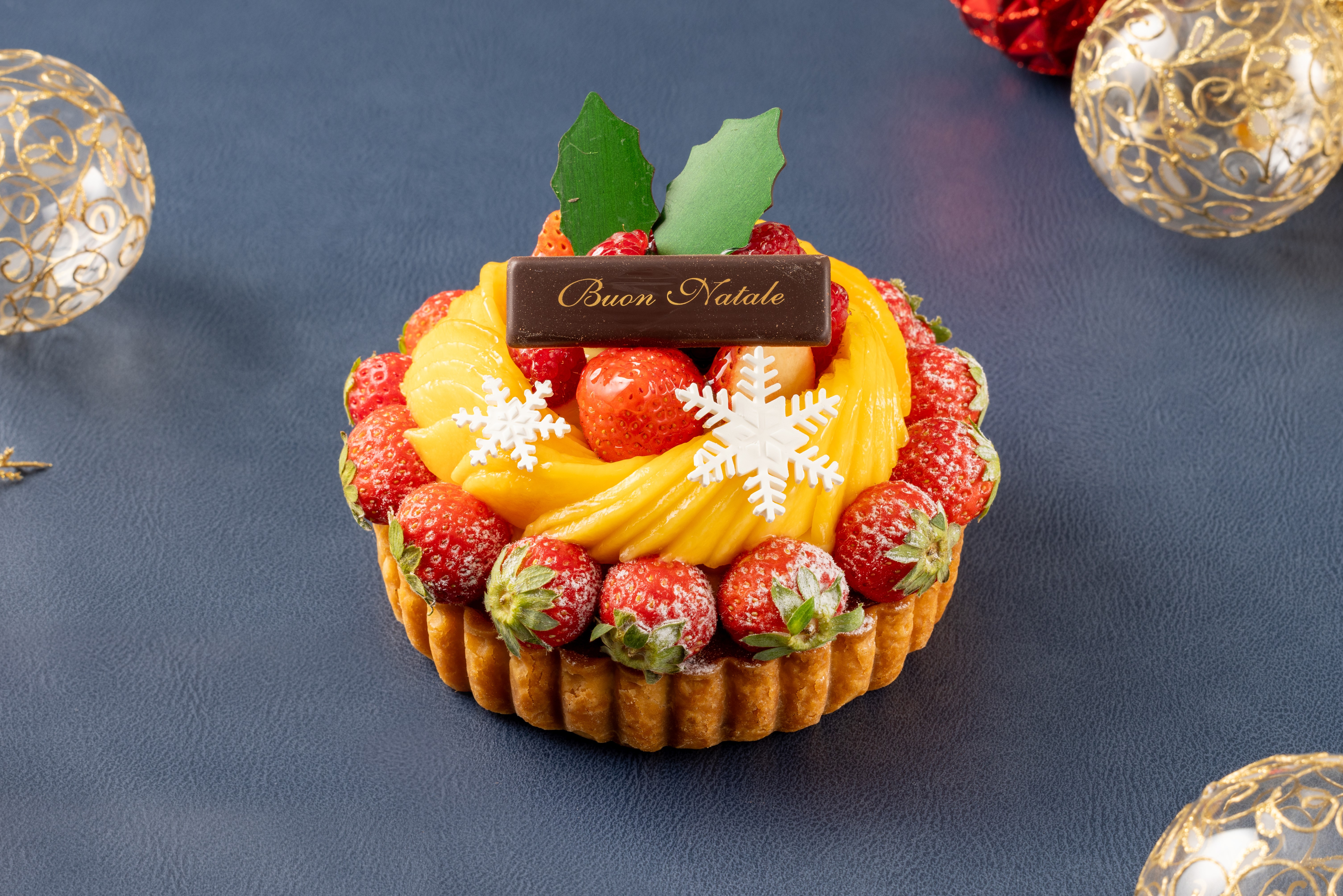 ホリデーテーマ“Grand Love（大きな愛）“を表現したハート型のチョコレートケーキ、 赤と緑のクリスマスカラーケーキなど8種類のクリスマスケーキが登場！のサブ画像9