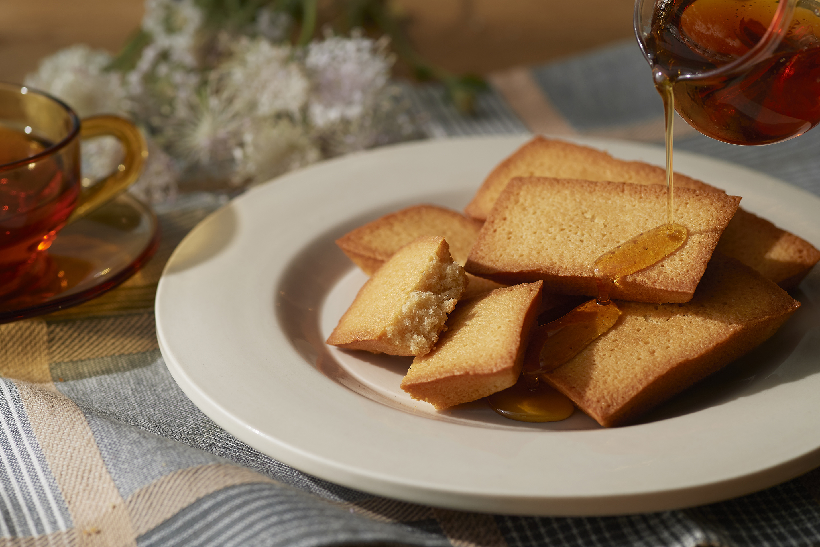 香ばしさとまろやかな味わいのハーモニー「ザ・メープルマニア」から、「メープルピスタチオケーキ」を新発売！のサブ画像7