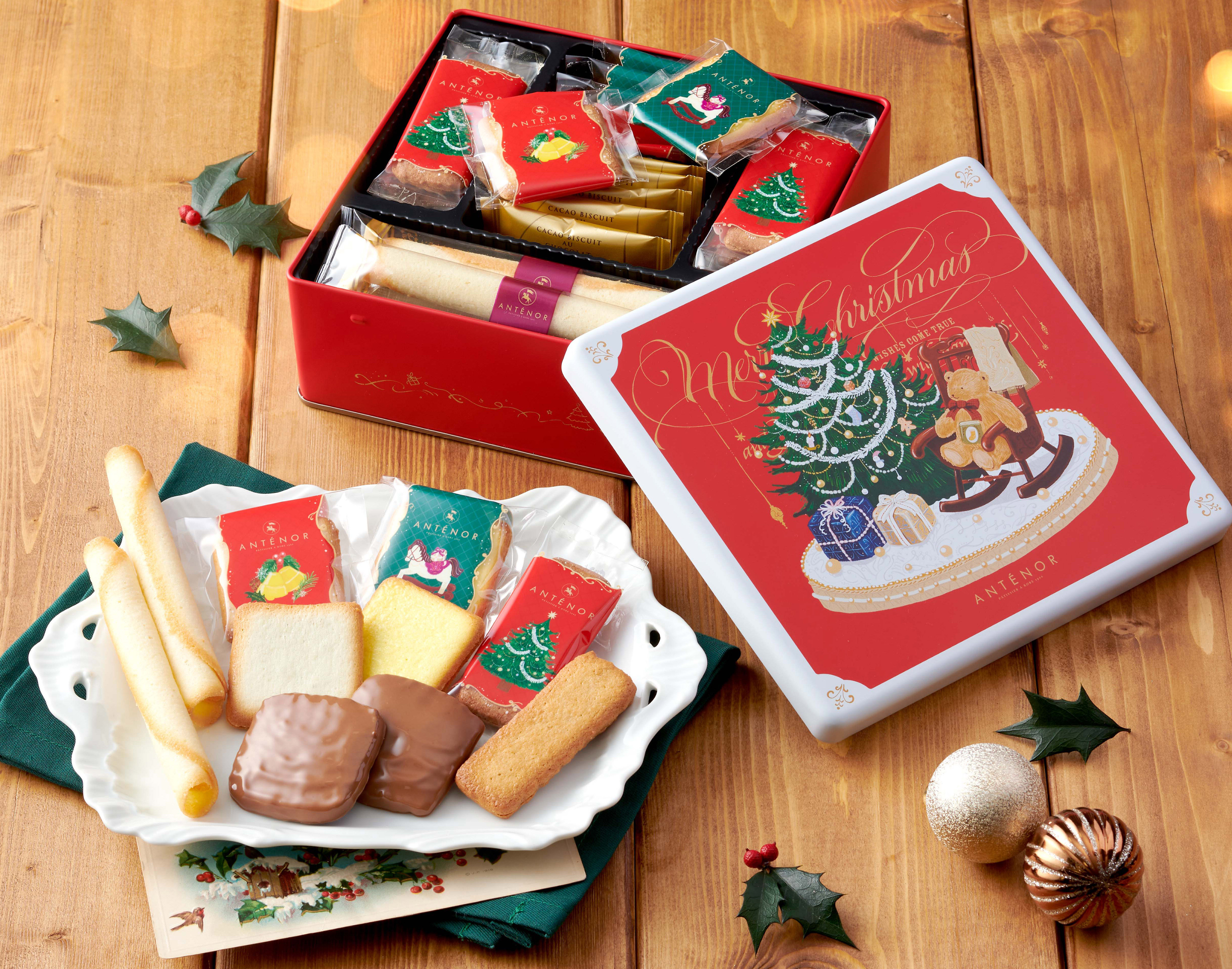 【アンテノール】 クリスマス限定クッキー缶を新発売！「おもちゃ達が踊り出すクリスマス」をテーマに、かわいい贈り物が勢揃いのサブ画像1