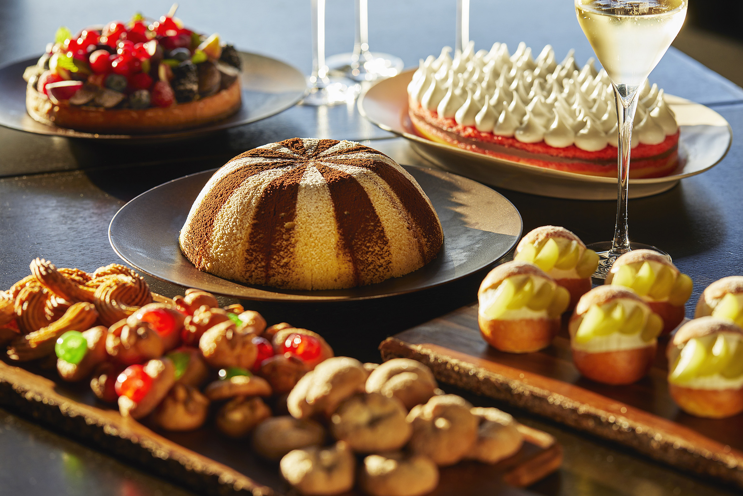 【アマン東京】イタリアンレストラン「アルヴァ」にて秋の味覚を楽しむイタリア菓子のビュッフェ『ドルチェ in アルヴァ』を開催のサブ画像2