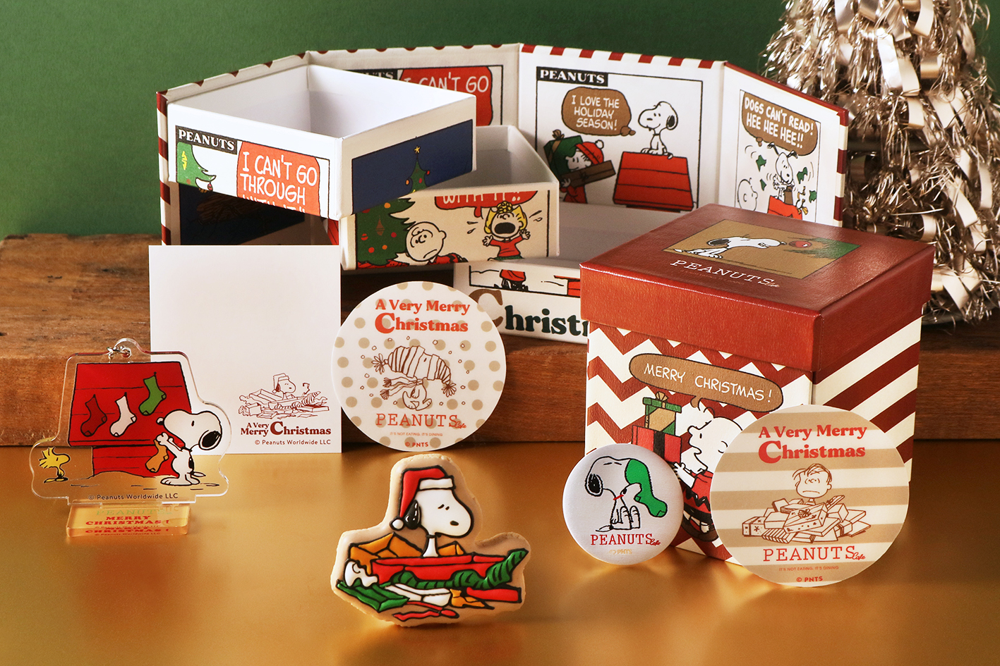 【完売必至】スヌーピーのクリスマスケーキや“GIFT”をテーマにしたクリスマス限定グッズが、「PEANUTS Cafe」より登場！のサブ画像5_© 2023 Peanuts Worldwide LLC