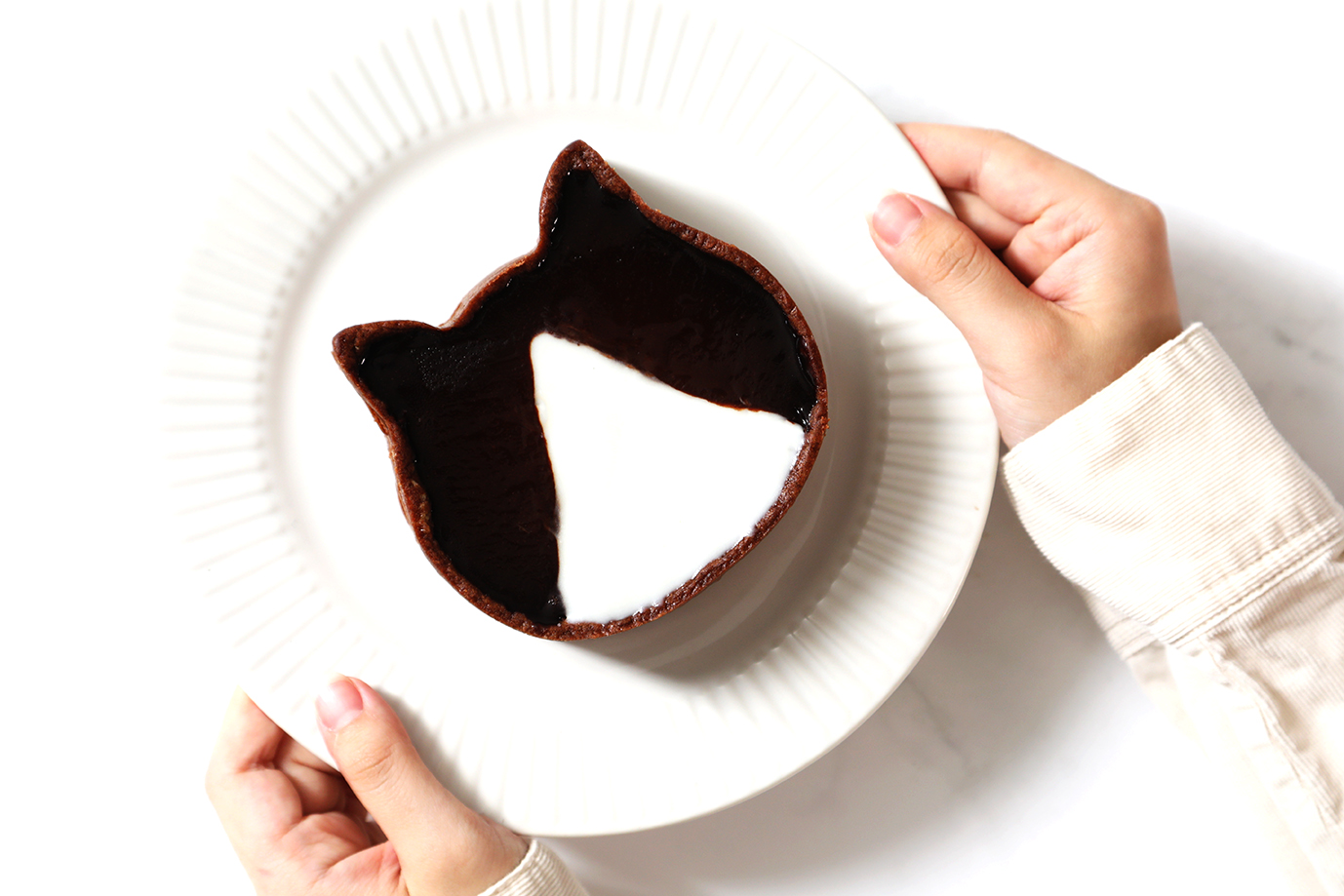 「ねこねこ」のチーズケーキに新しい仲間「はちわれ」が期間限定で登場『はちわれ〜チョコレートチーズタルト〜』が10月16日（月）より店舗およびオンラインストアで新発売のサブ画像2