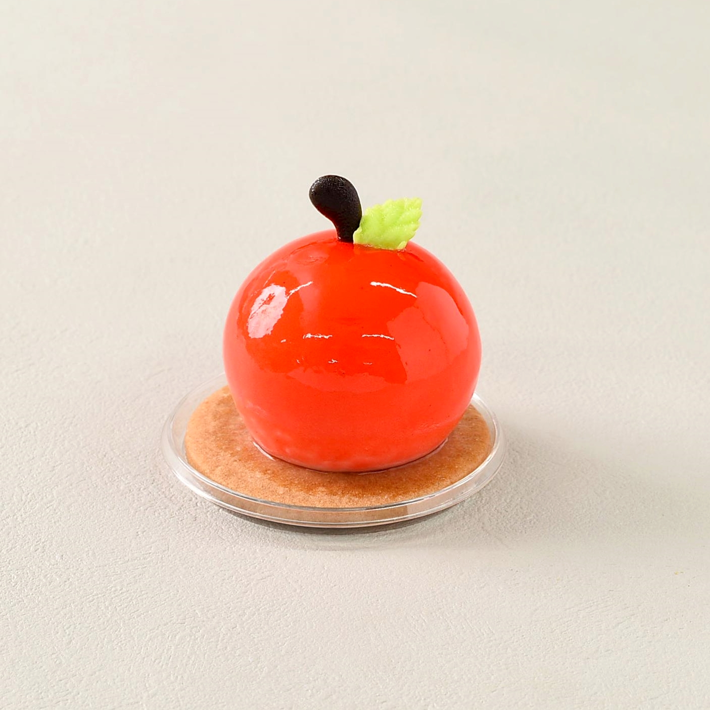 洋菓子のコロンバンが11月9日から期間限定スイーツを販売のサブ画像3_りんごのムース