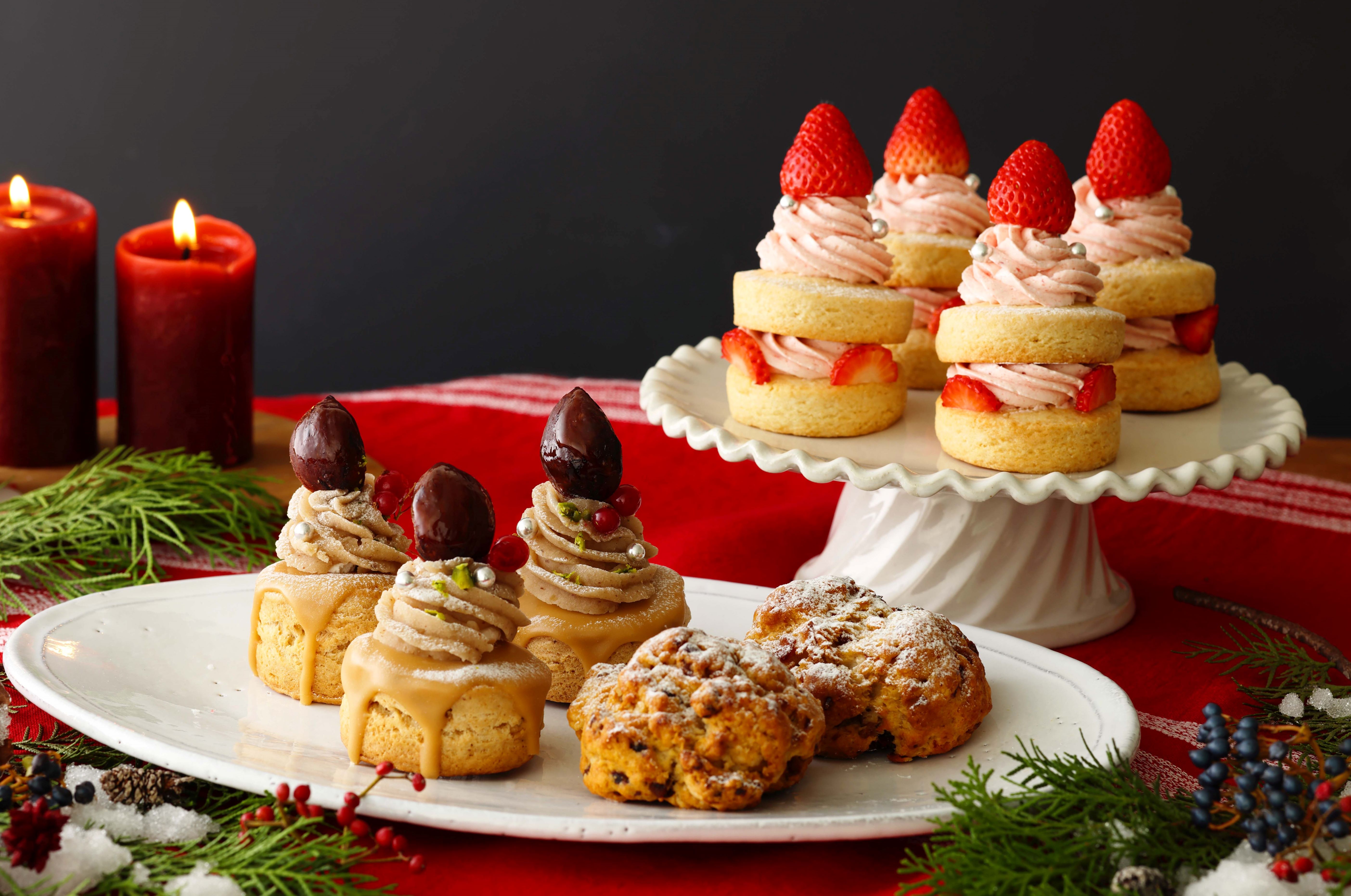 【BAKERS gonna BAKE】新作「クリスマスモンブラン」や、リニューアルした苺のスコーンサンドが登場！焼き芋と発酵バターを大胆にサンドした冬限定商品ものサブ画像1
