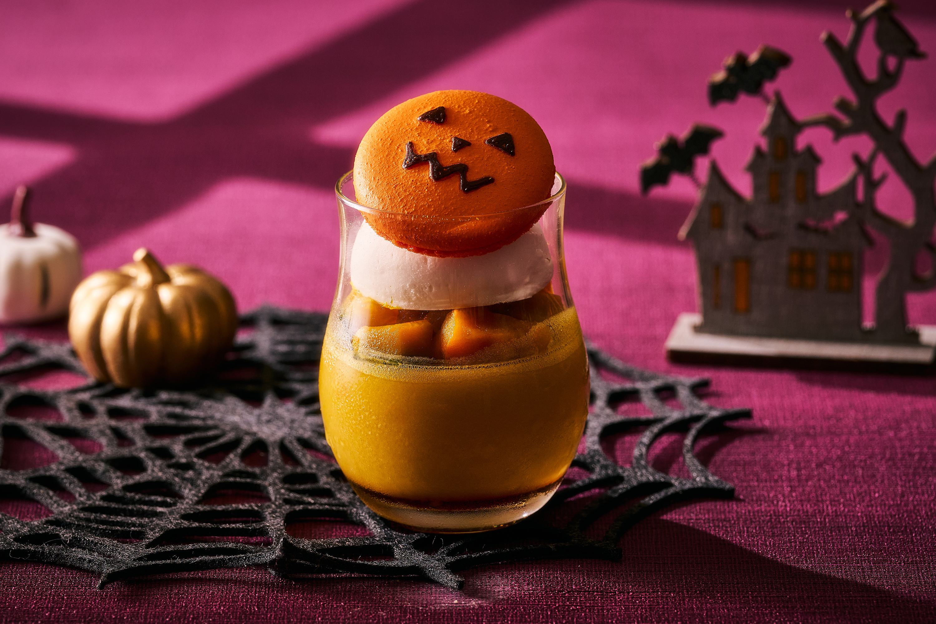 【品川プリンスホテル】キュートでホラーなハロウィーンスイーツを販売のサブ画像3_かぼちゃのプリン（品川プリンスホテル）